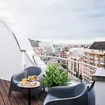 Nature Hotel