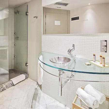 Nature Отель Овьедо