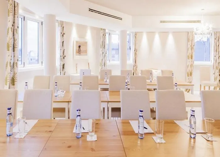 Nature Hotell Oviedo